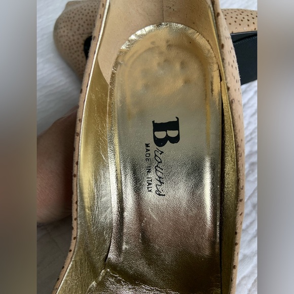 BROWNS  SUEDE PUMPS / CAMEL WITH BROWN DOT DETAIL / GOLD / 3 INCH HIGH HEEL - Picture 4 of 12